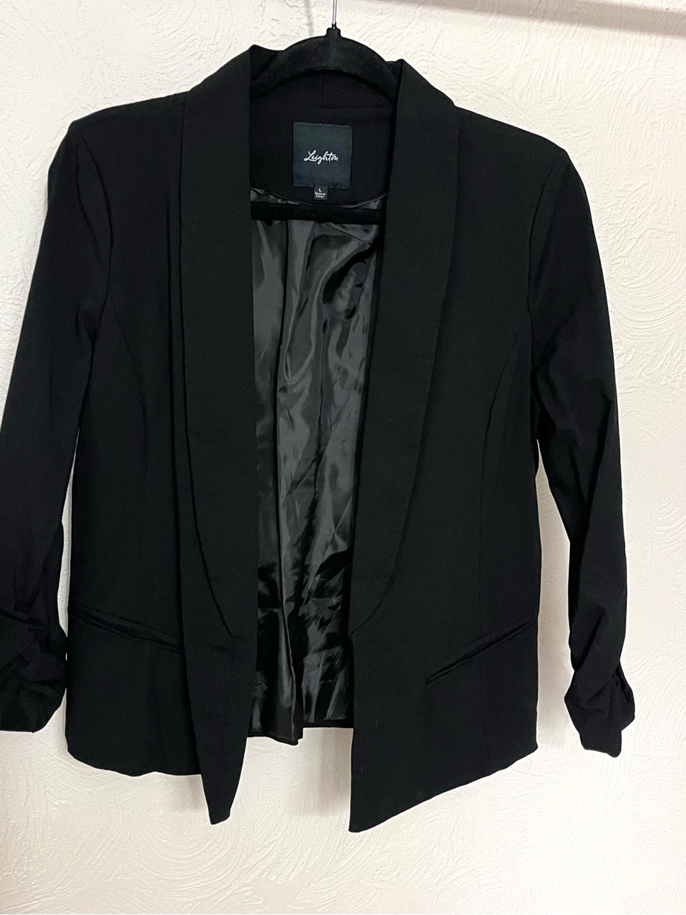 Leighton Women's Black Open-Front Blazer